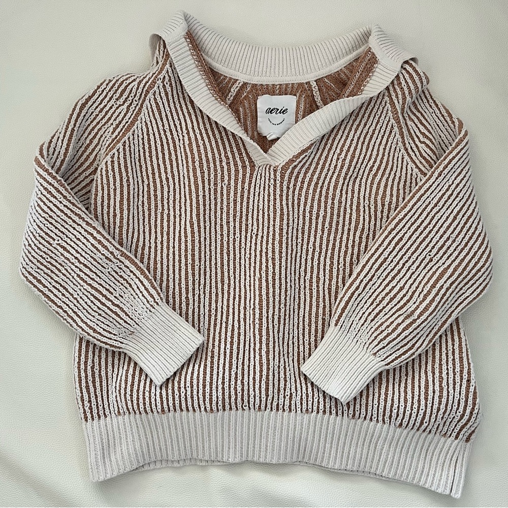 Aerie Women's Brown and Cream Sweater